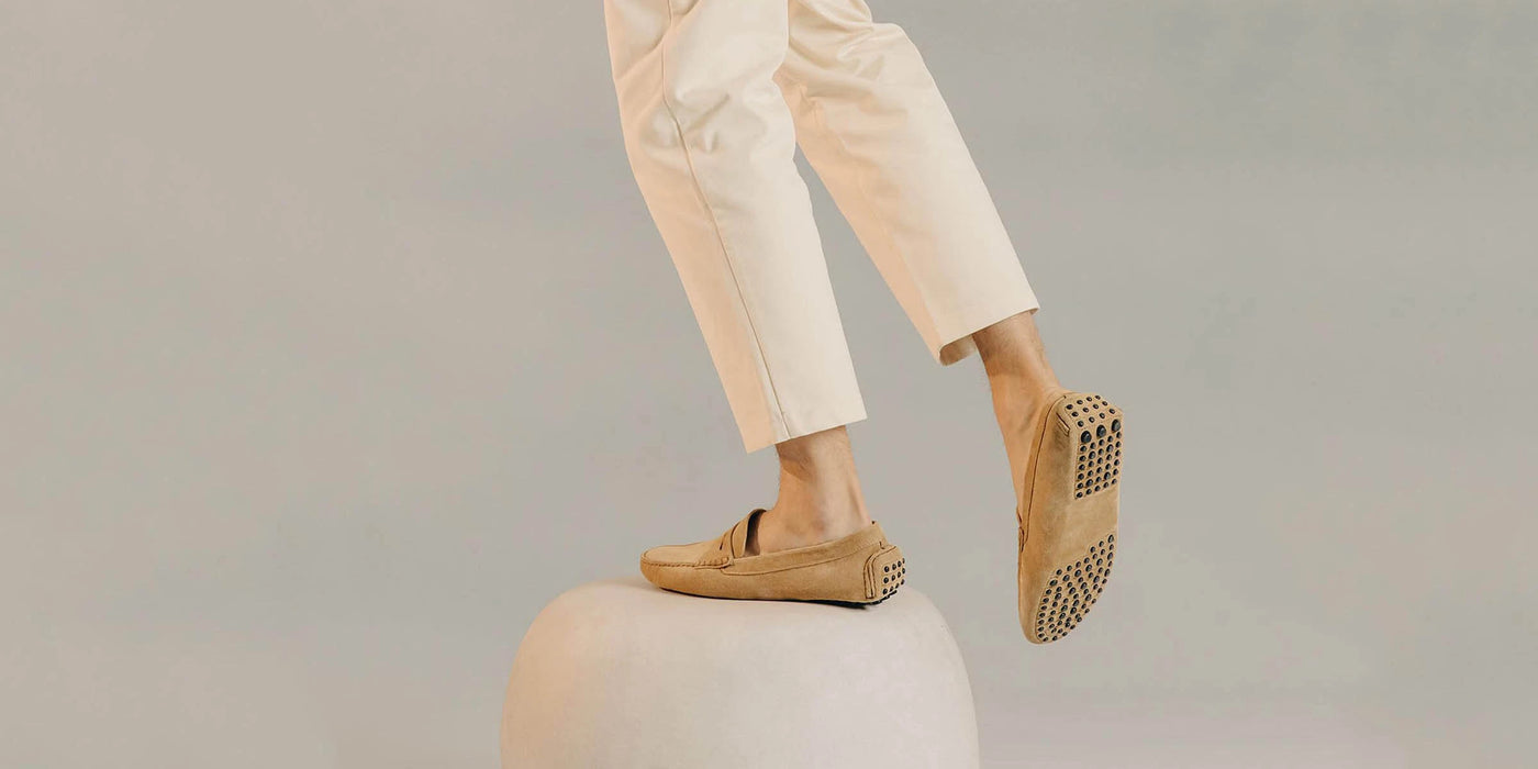 WOMENS & MANS SHOES