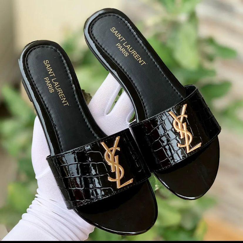 SAINT LAURENT FLATS