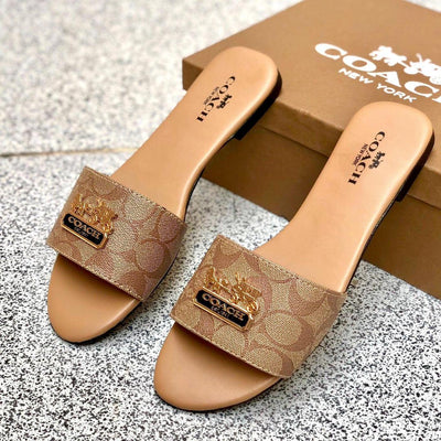 COACH FLAT